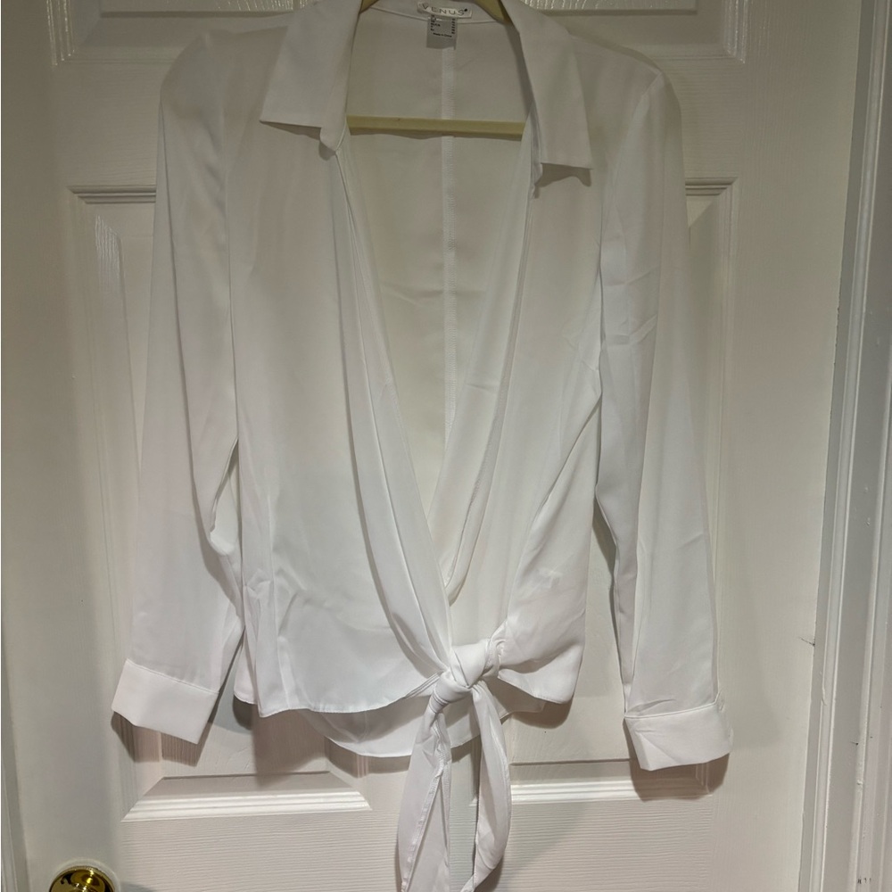 VENUS White Blouse with V Neck